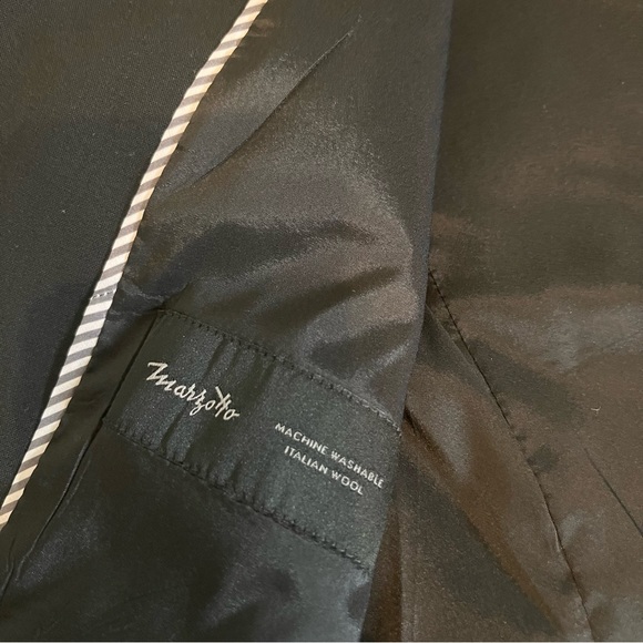 Banana Republic black long and lean blazer size 4 - Picture 9 of 9